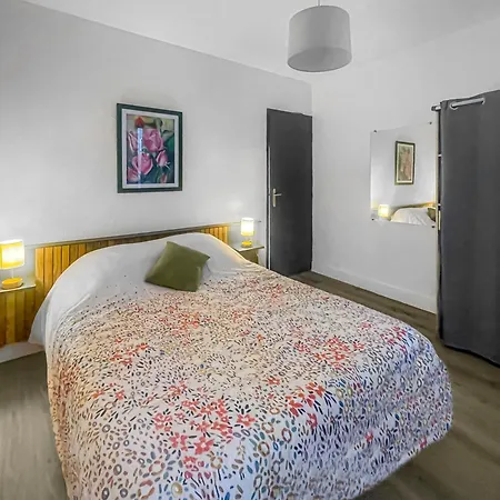 Le Petit Paradis De *